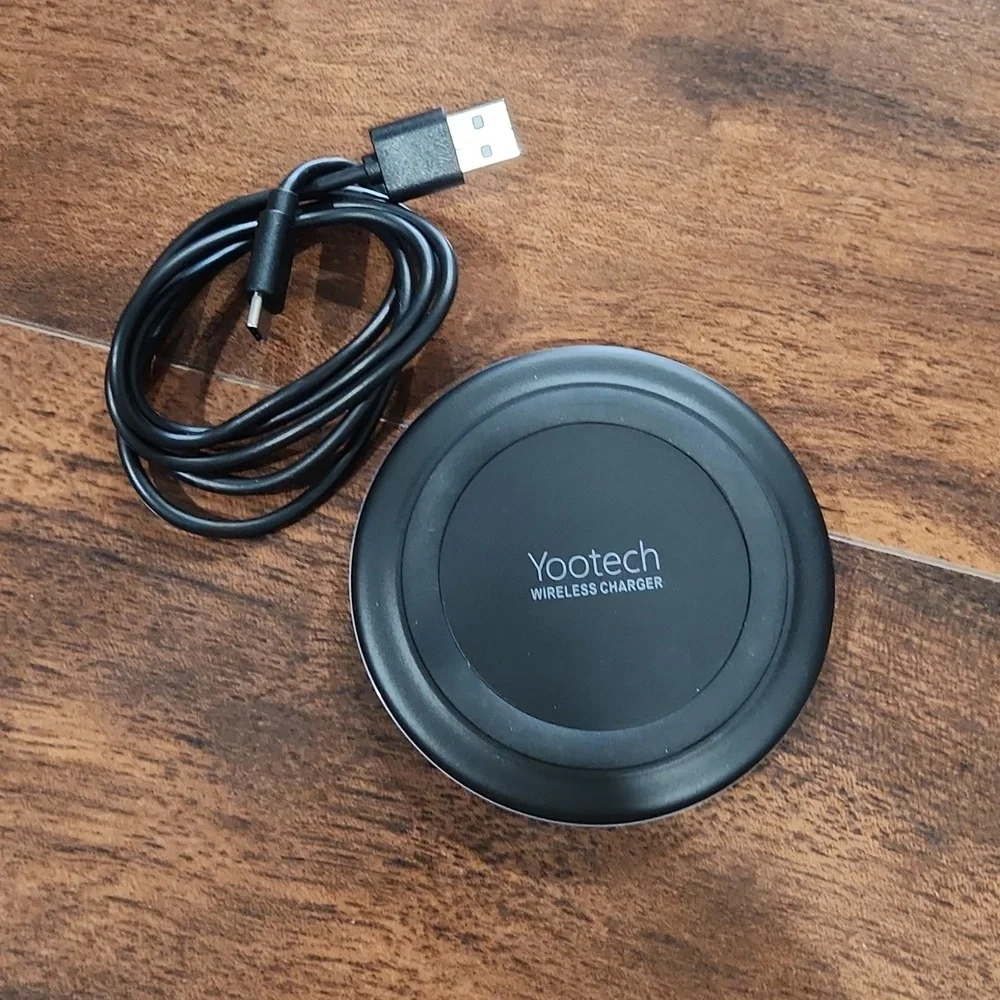 Yootech brand wireless charging pad and cord